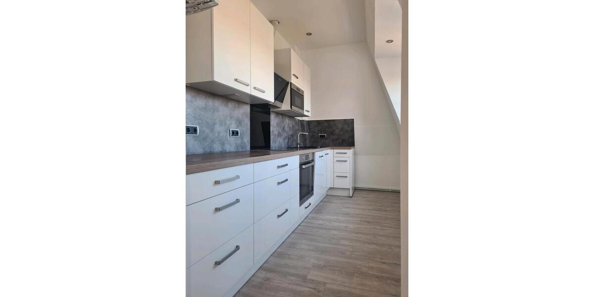 Einfamilienhaus Lage - 3 Zimmer, 95 m&sup2;, 1.250&euro; | Angebot:25611917