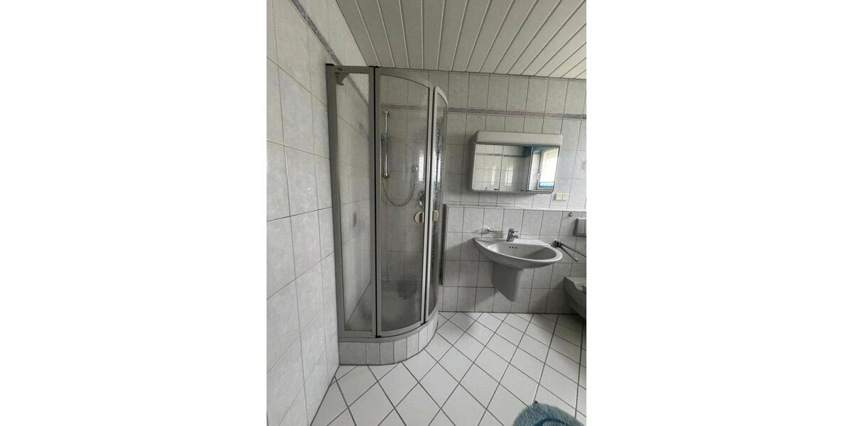 Erdgeschoßwohnung Rüsselsheim am Main - 3 Zimmer, 80 m&sup2;, 1.550&euro; | Angebot:26498550