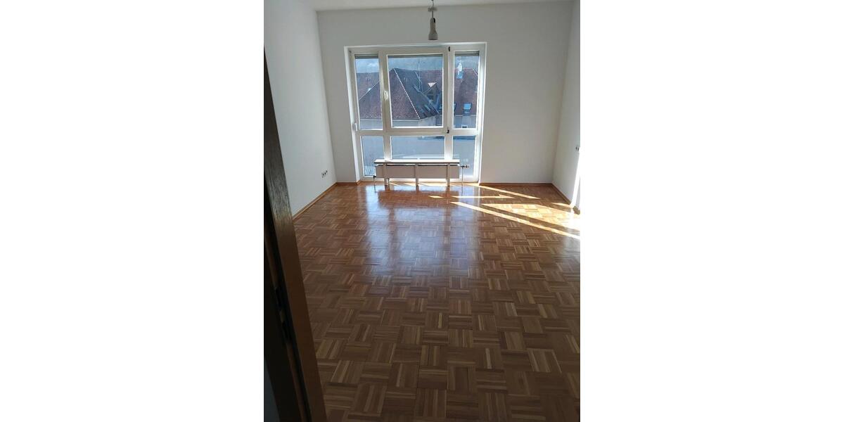 Etagenwohnung Steinheim am Albuch - 2 Zimmer, 64 m&sup2;, 700&euro; | Angebot:25964390