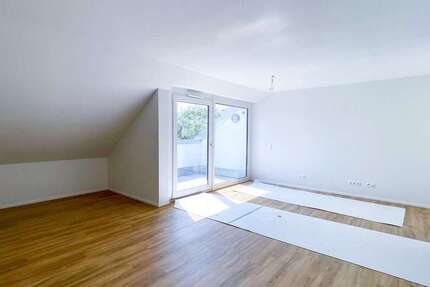 Wohnung zum Mieten in Esslingen am Neckar 740 € 42 m² 1 zimmer