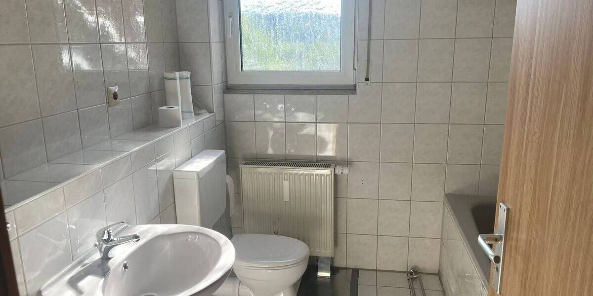 Etagenwohnung Neuhaus-Schierschnitz Schierschnitz - 4 Zimmer, 105 m&sup2;, 579&euro; | Angebot:26170656