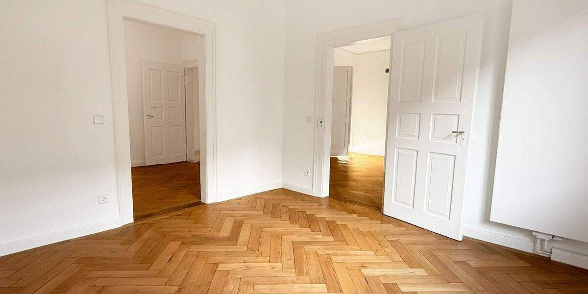 Etagenwohnung Stuttgart West - 5 Zimmer, 140 m&sup2;, 2.450&euro; | Angebot:25073679