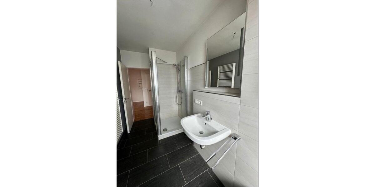 Etagenwohnung Trier West-Pallien - 3 Zimmer, 106 m&sup2;, 1.200&euro; | Angebot:26494536