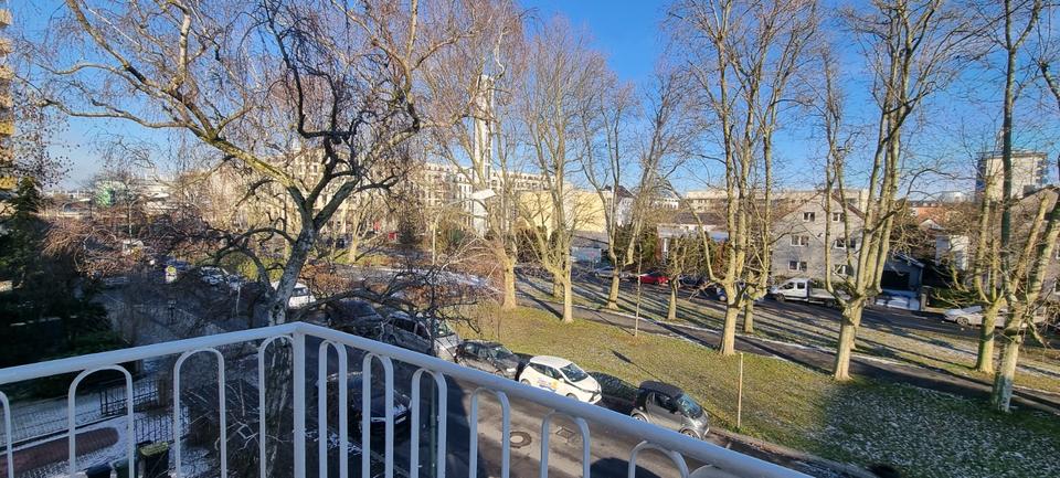 Dachgeschoßwohnung Offenbach am Main Bieber - 2 Zimmer, 50 m&sup2;, 980&euro; | Angebot:24833082