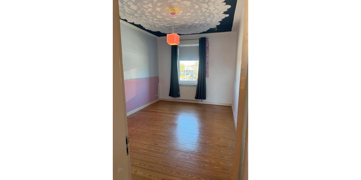 Etagenwohnung Kiel Schreventeich - 3 Zimmer, 85 m&sup2;, 990&euro; | Angebot:26331411