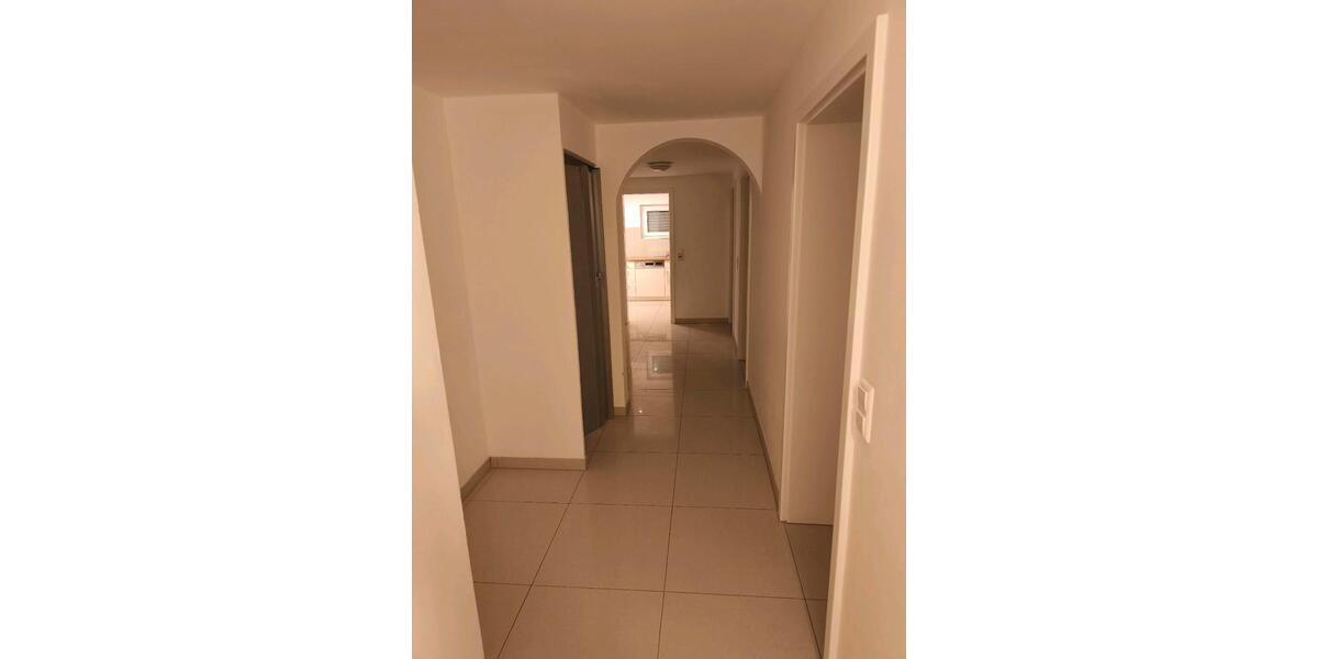 Erdgeschoßwohnung Pfullendorf - 3 Zimmer, 80 m&sup2;, 1.000&euro; | Angebot:24868647