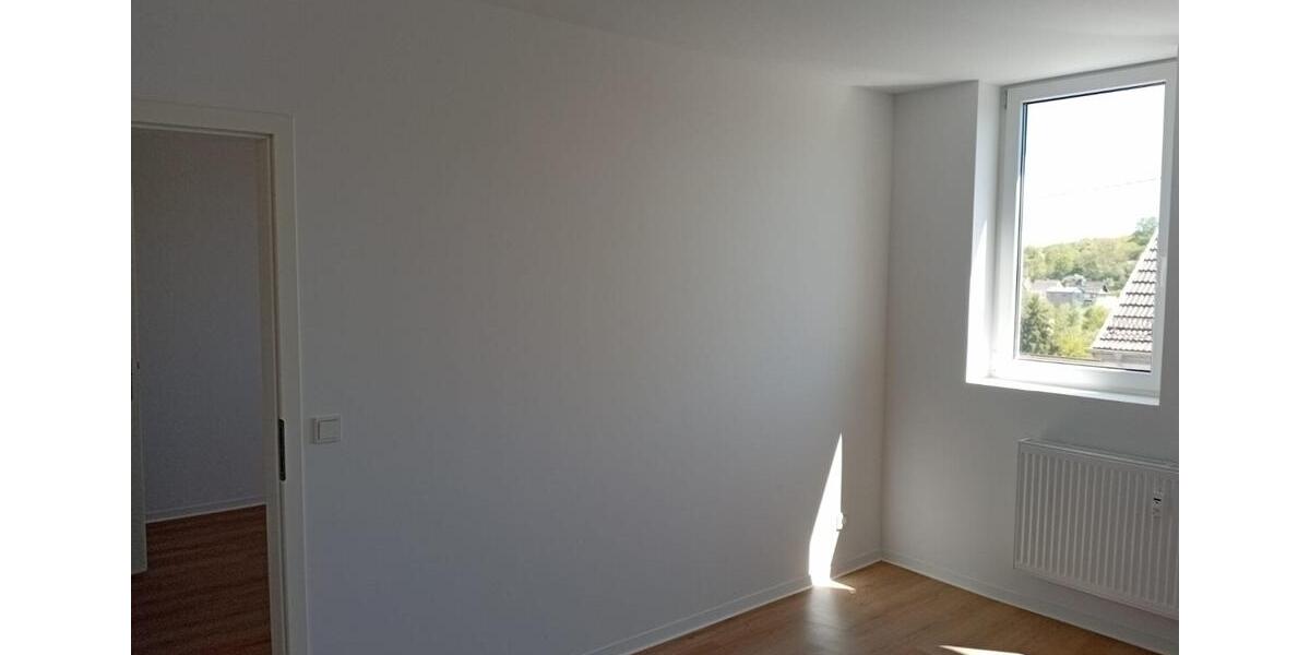 Etagenwohnung Schiffweiler - 1 Zimmer, 40 m&sup2;, 475&euro; | Angebot:26408569