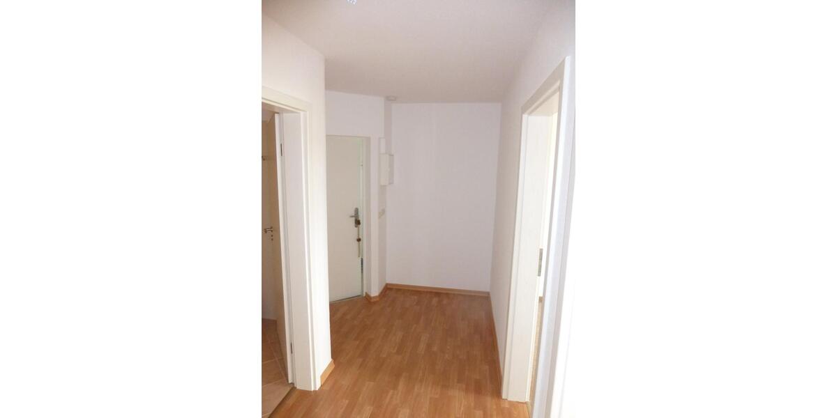 3-Raum-Wohnung mit Balkon - ländlich mit guter Infrastruktur 3 zimmer