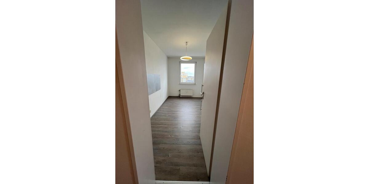 Etagenwohnung Bischofsheim - 2 Zimmer, 63 m&sup2;, 1.250&euro; | Angebot:26613022