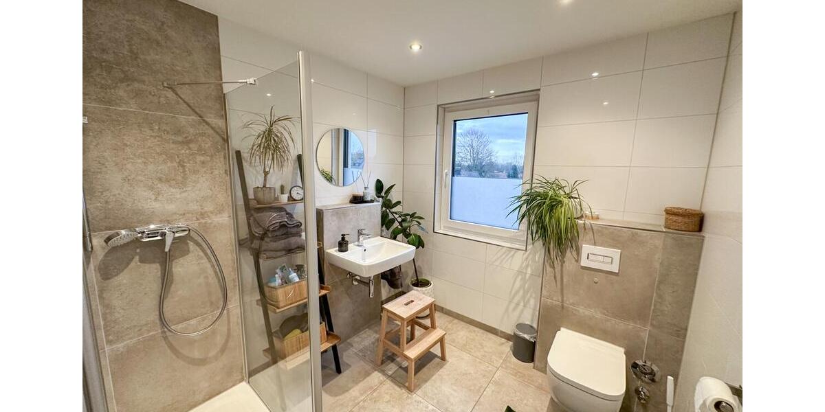 Maisonettenwohnung Geilenkirchen - 4 Zimmer, 125 m&sup2;, 1.375&euro; | Angebot:26618138