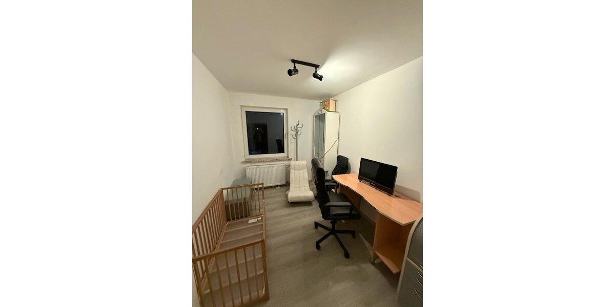 Etagenwohnung Lehrte - 3 Zimmer, 72 m&sup2;, 700&euro; | Angebot:26236400