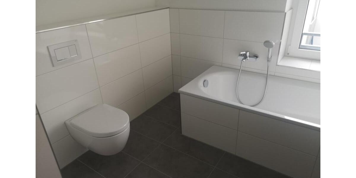 Reihenhaus Endingen am Kaiserstuhl - 4 Zimmer, 122 m&sup2;, 1.700&euro; | Angebot:24374049