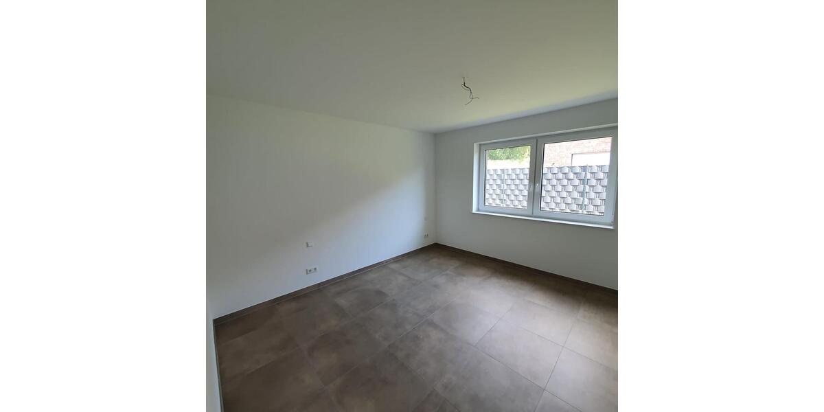 Erdgeschoßwohnung Nienburg (Weser) - 4 Zimmer, 115 m&sup2;, 1.050&euro; | Angebot:25908313