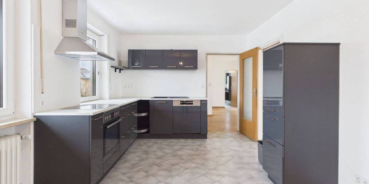 Etagenwohnung Ingolstadt / Gerolfing Gerolfing - 3 Zimmer, 100 m&sup2;, 900&euro; | Angebot:26105390