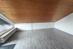 3- Zi. DG Wohnung mit 2 Balkonen und Garage
