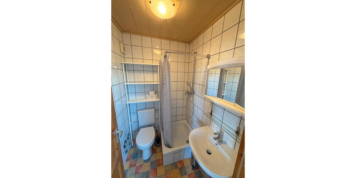 Etagenwohnung Bad Wildungen - 2 Zimmer, 30 m&sup2;, 300&euro; | Angebot:26293215