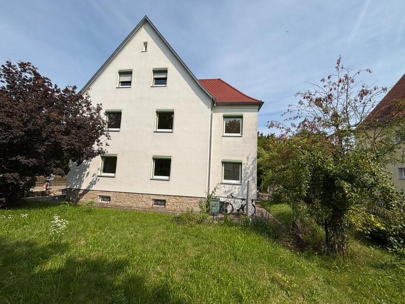 3,5 Zimmer Wohnung im 1. OG