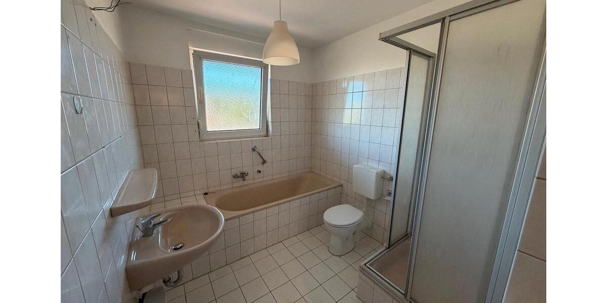 Etagenwohnung Zerbst (Anhalt) Leps - 2 Zimmer, 65 m&sup2;, 295&euro; | Angebot:26459504