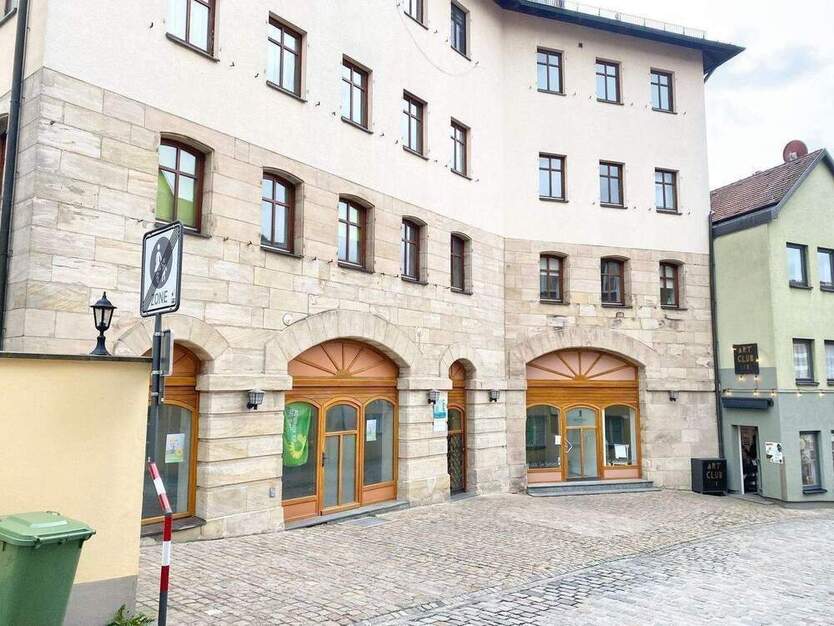 ***AB SOFORT VERFÜGBAR***TOP SANIERTE 2 Zimmer Wohnung IM HERZEN VON LAUF PEG.