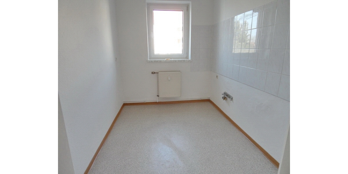Praktische, kleine 3-Zi.-Wohnung in ruhiger Lage - 3- Gotha Str.d.Einheit WE 31 | Angebot:27100713