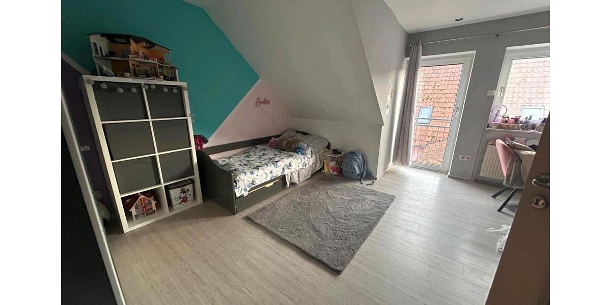 Großzügige 5-Zimmer-Wohnung im Herzen von Poppenlauer 5 zimmer