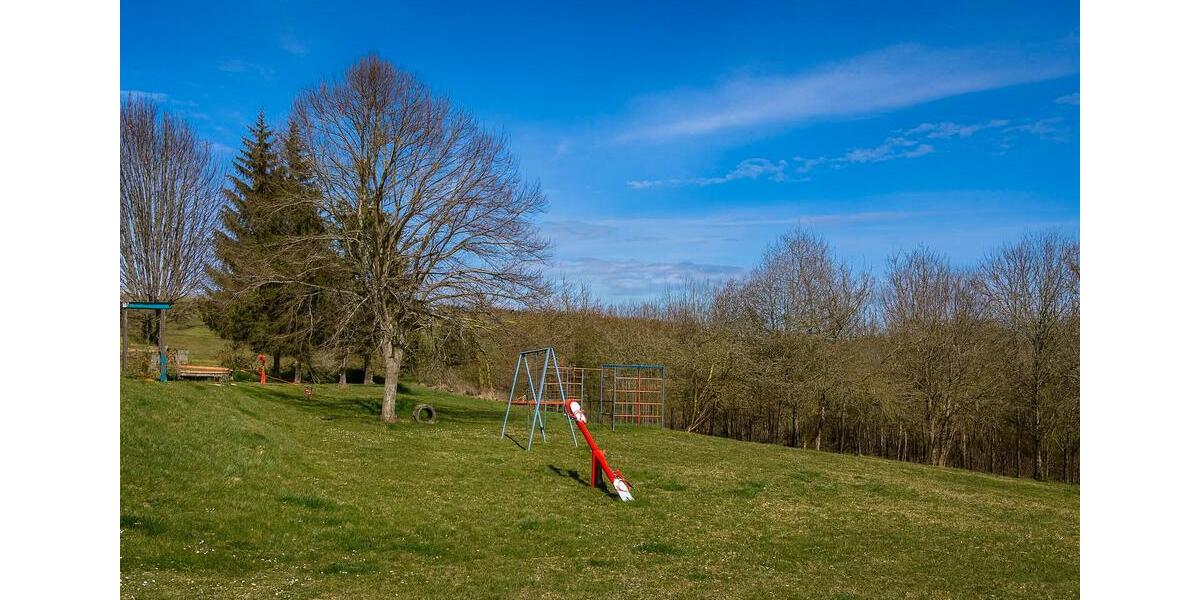 Etagenwohnung Rudolstadt - 2 Zimmer, 50 m&sup2;, 330&euro; | Angebot:25978336