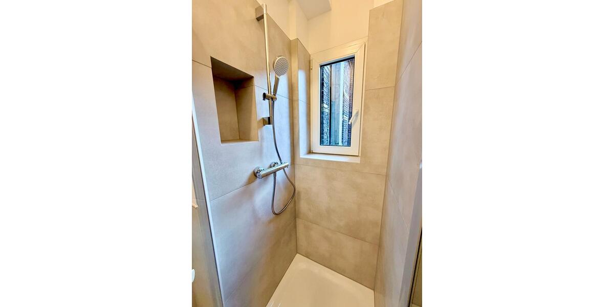 Erdgeschoßwohnung Köln Innenstadt - 12 Zimmer, 85 m&sup2;, 785&euro; | Angebot:24783759