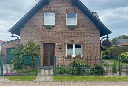 Haus Drebber - 5 Zimmer, 130 m&sup2;, 1.250&euro; | Angebot:26624374