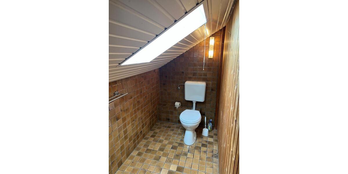 Etagenwohnung Leverkusen Schlebusch - 3 Zimmer, 123 m&sup2;, 1.400&euro; | Angebot:25961268