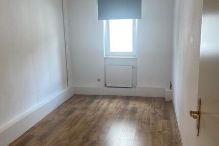 Wohnen auf Zeit Karben - 11 Zimmer, 60 m&sup2;, 460&euro; | Angebot:26438446