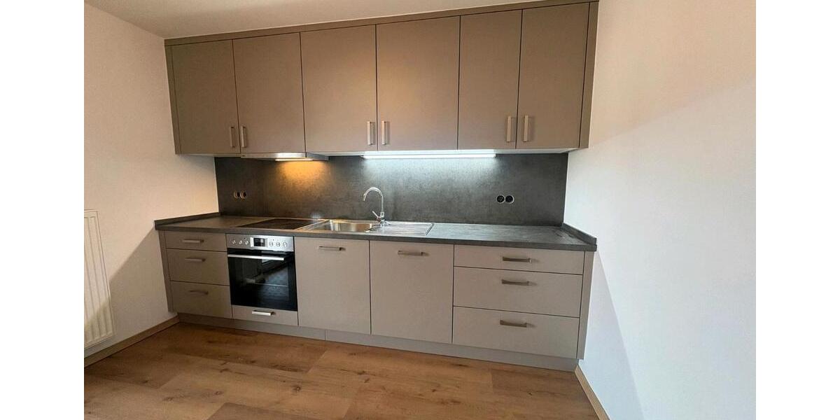 Etagenwohnung Viechtach - 5 Zimmer, 160 m&sup2;, 1.050&euro; | Angebot:26019907