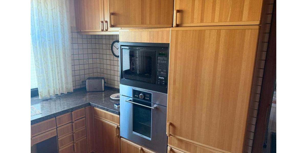Bungalow Lage - 3 Zimmer, 150 m&sup2;, 1.600&euro; | Angebot:26295246
