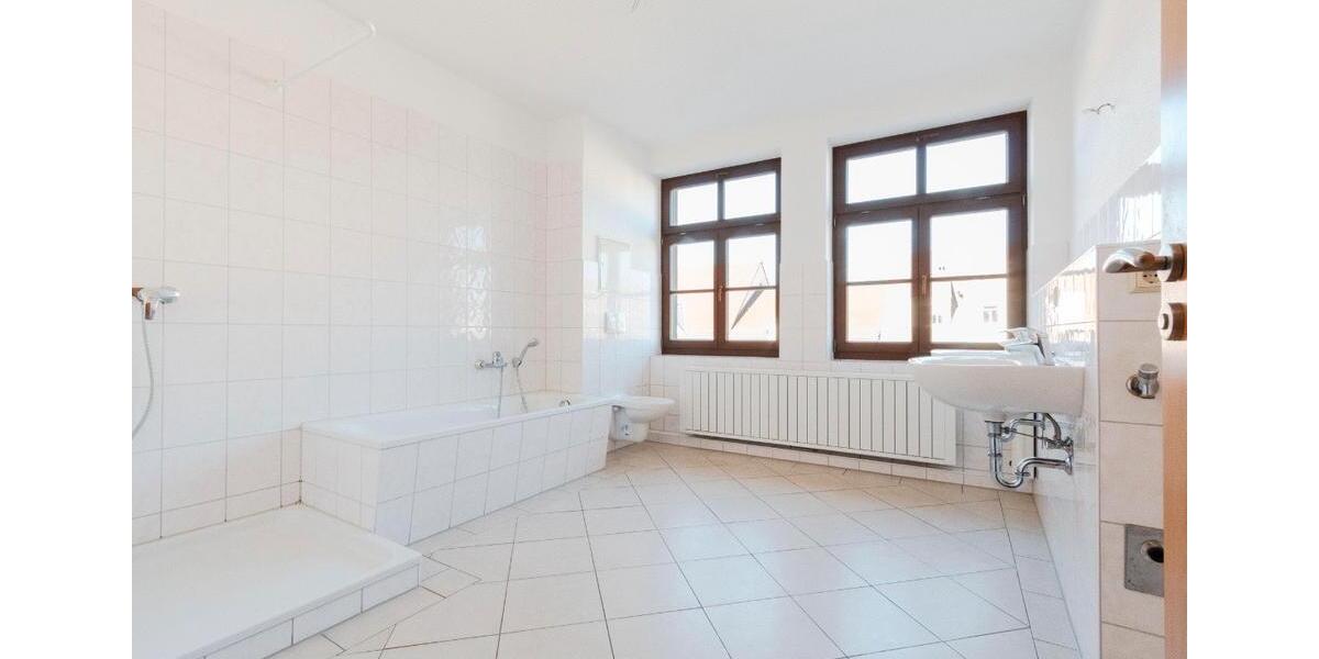 Etagenwohnung Oschatz - 3 Zimmer, 110 m&sup2;, 1.060&euro; | Angebot:25298877