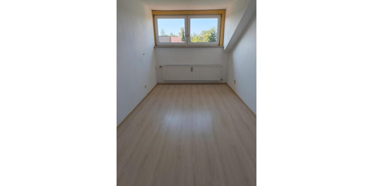 Etagenwohnung Nabburg - 3 Zimmer, 86 m&sup2;, 650&euro; | Angebot:26222497