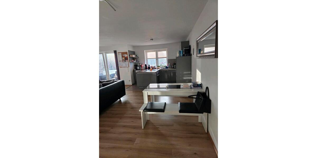 Etagenwohnung Sassenburg - 4 Zimmer, 112 m&sup2;, 1.070&euro; | Angebot:25964857
