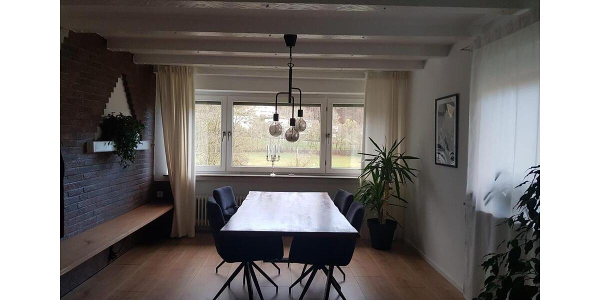 Etagenwohnung Rangendingen - 5 Zimmer, 152 m&sup2;, 1.216&euro; | Angebot:26698168