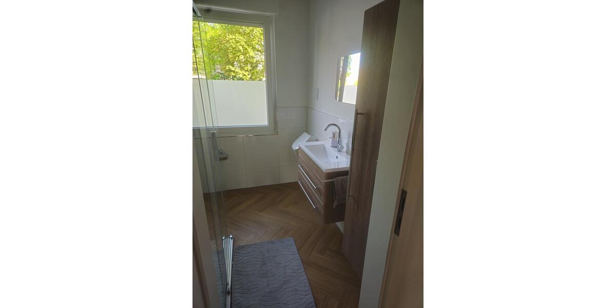Erdgeschoßwohnung Münster Berg Fidel - 5 Zimmer, 140 m&sup2;, 2.100&euro; | Angebot:26310459