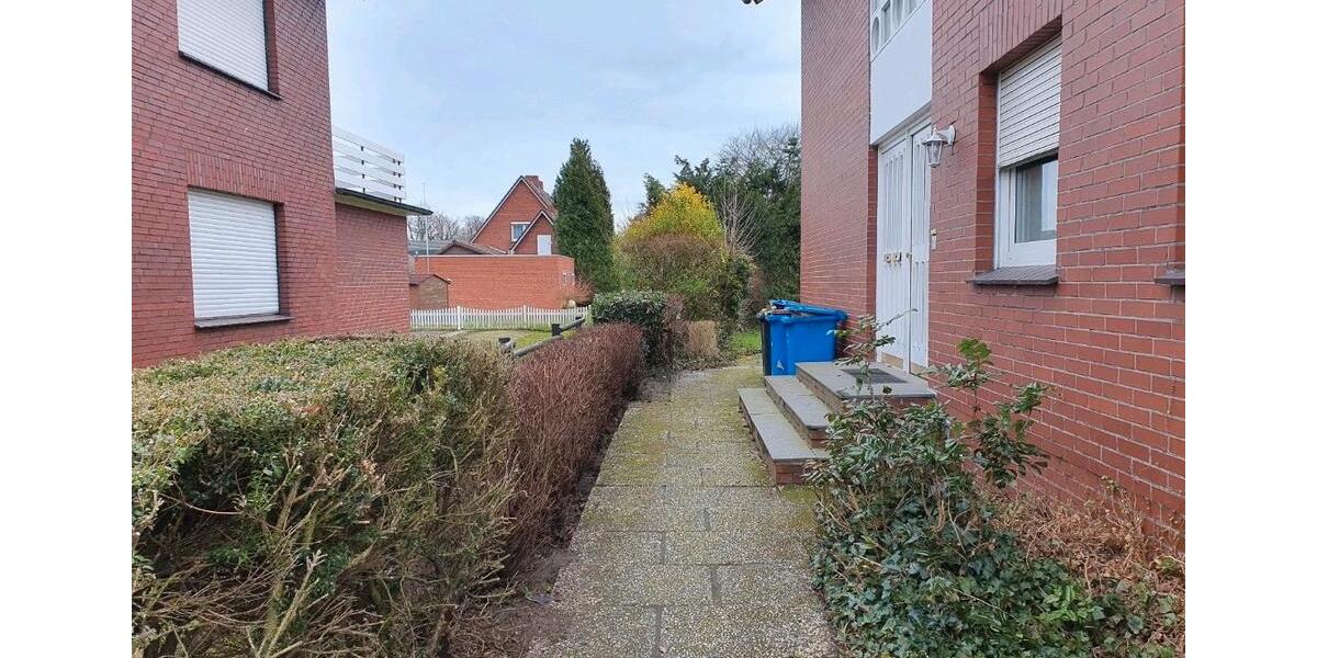 Dachgeschoßwohnung Vechta - 5 Zimmer, 80 m&sup2;, 300&euro; | Angebot:24383307