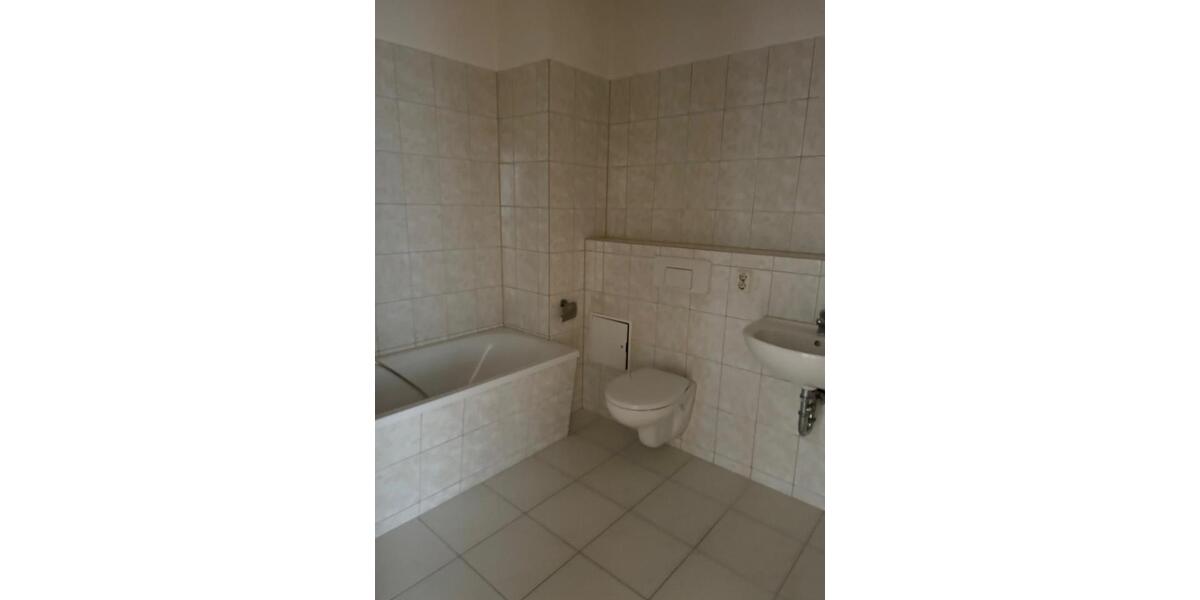 Etagenwohnung Riesa Neuweida - 4 Zimmer, 85 m&sup2;, 467&euro; | Angebot:15924954