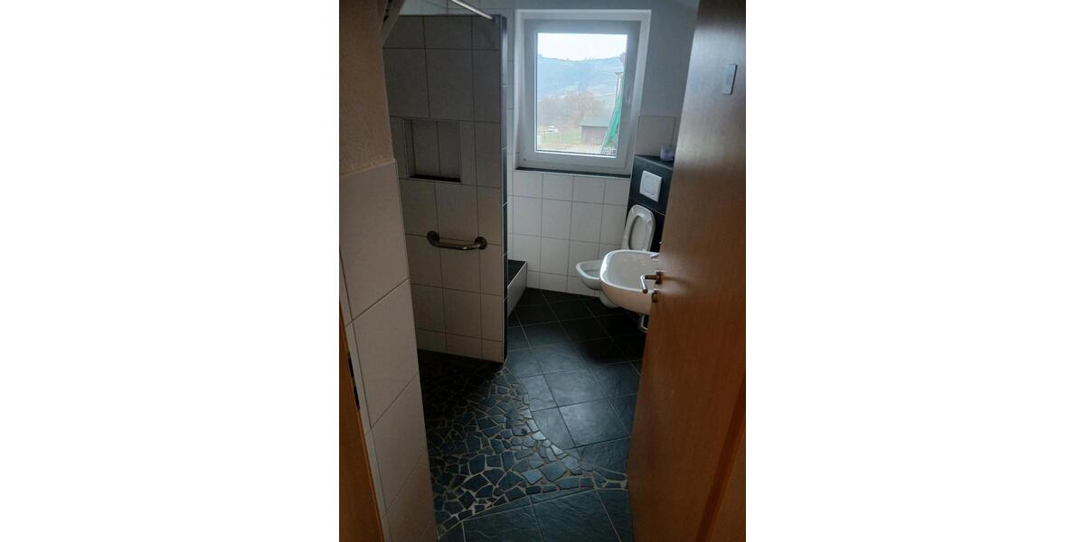 Dachgeschoßwohnung Olsberg - 4 Zimmer, 75 m&sup2;, 750&euro; | Angebot:24639604