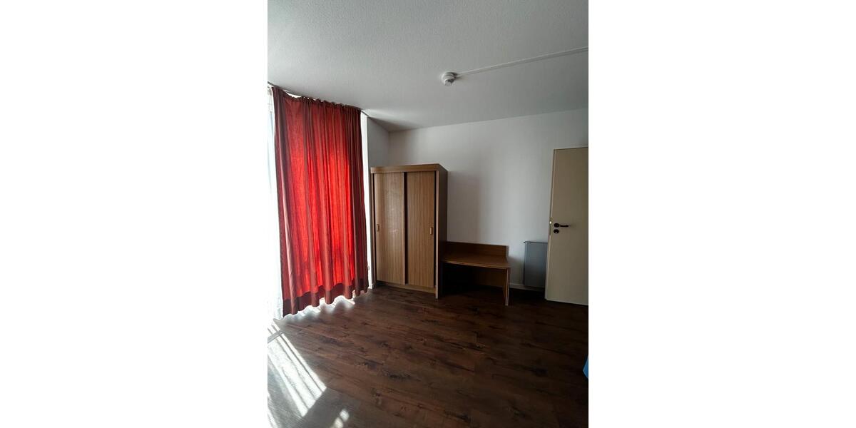 Etagenwohnung Frechen - 1 Zimmer, 21 m&sup2;, 750&euro; | Angebot:26300940