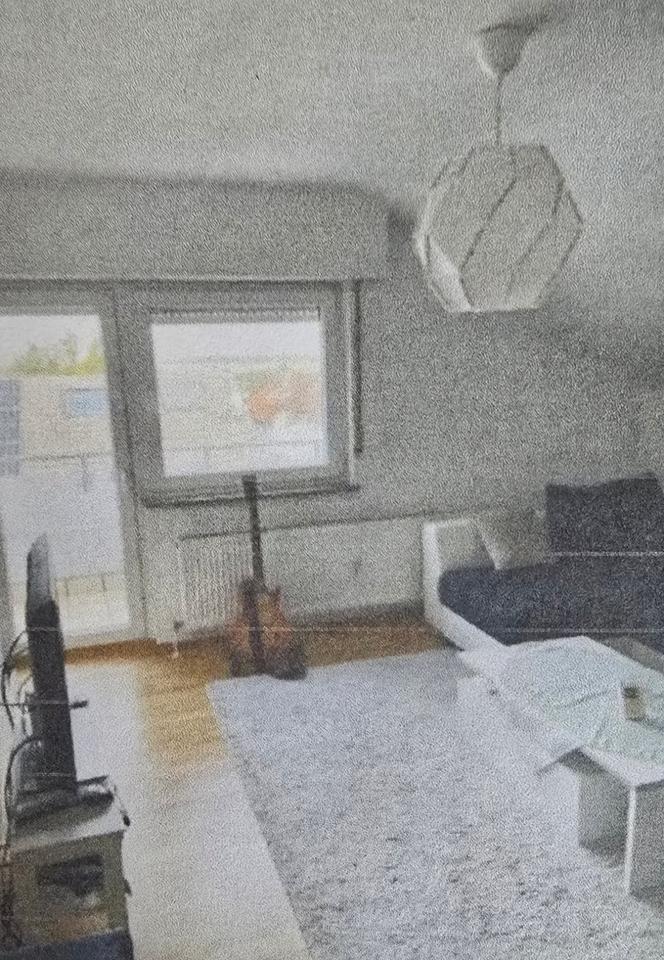 Schöne und helle DG-Wohnung; 2 Zimmer zimmer