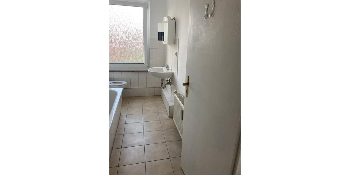 Erdgeschoßwohnung Klötze - 4 Zimmer, 79 m&sup2;, 360&euro; | Angebot:26224417