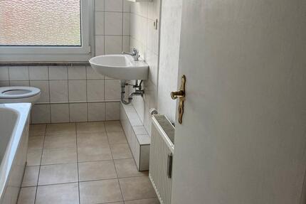 Wohnung Klötze - 4 Zimmer, 79 m&sup2;, 360&euro; | Angebot:26224417