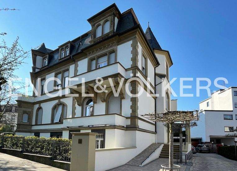 Luxuriöser Stilaltbau in Bestlage 4 zimmer