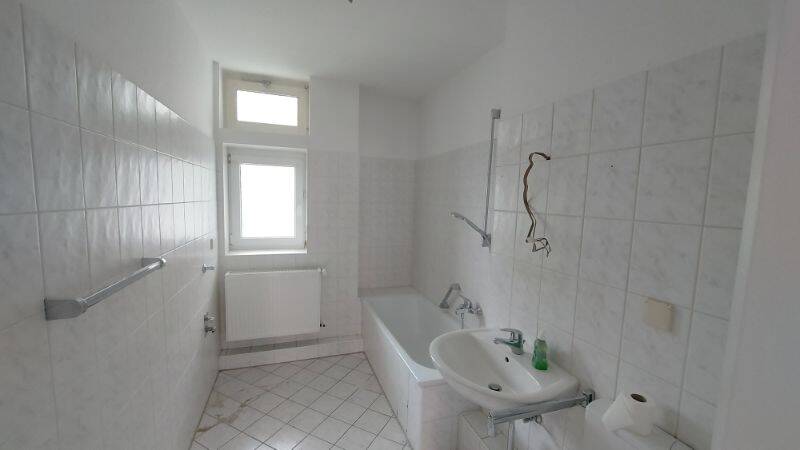 Etagenwohnung Bremerhaven Geestemünde - 2 Zimmer, 58 m&sup2;, 400&euro; | Angebot:26162017