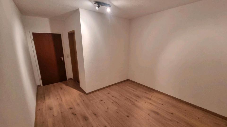Etagenwohnung Garbsen - 4 Zimmer, 103 m&sup2;, 995&euro; | Angebot:25225904