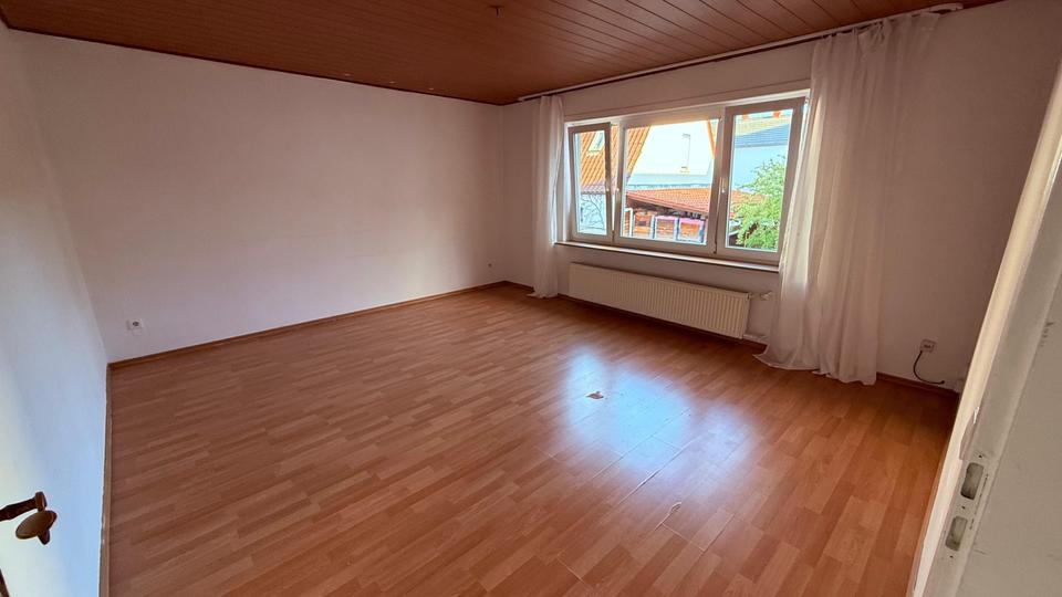 Einfamilienhaus Lingenfeld - 5 Zimmer, 120 m&sup2;, 1.250&euro; | Angebot:26261603