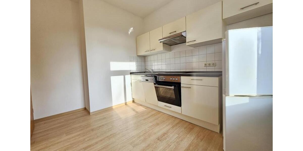Etagenwohnung Werdau - 3 Zimmer, 60 m&sup2;, 332&euro; | Angebot:26662738