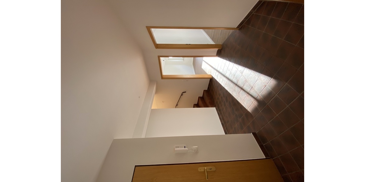 Neu renovierte 5-Zimmer Wohnung auf 2 Ebenen - 5- Flensburg | Angebot:27034536